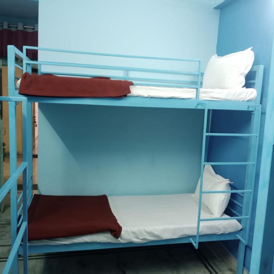 Hotel Surya Laxman Jhula リシケーシュ エクステリア 写真